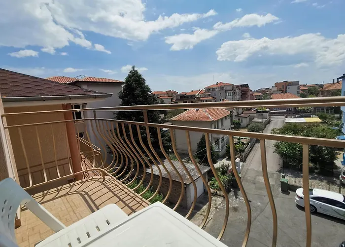 Georgieva ゲストハウス ラヴダ